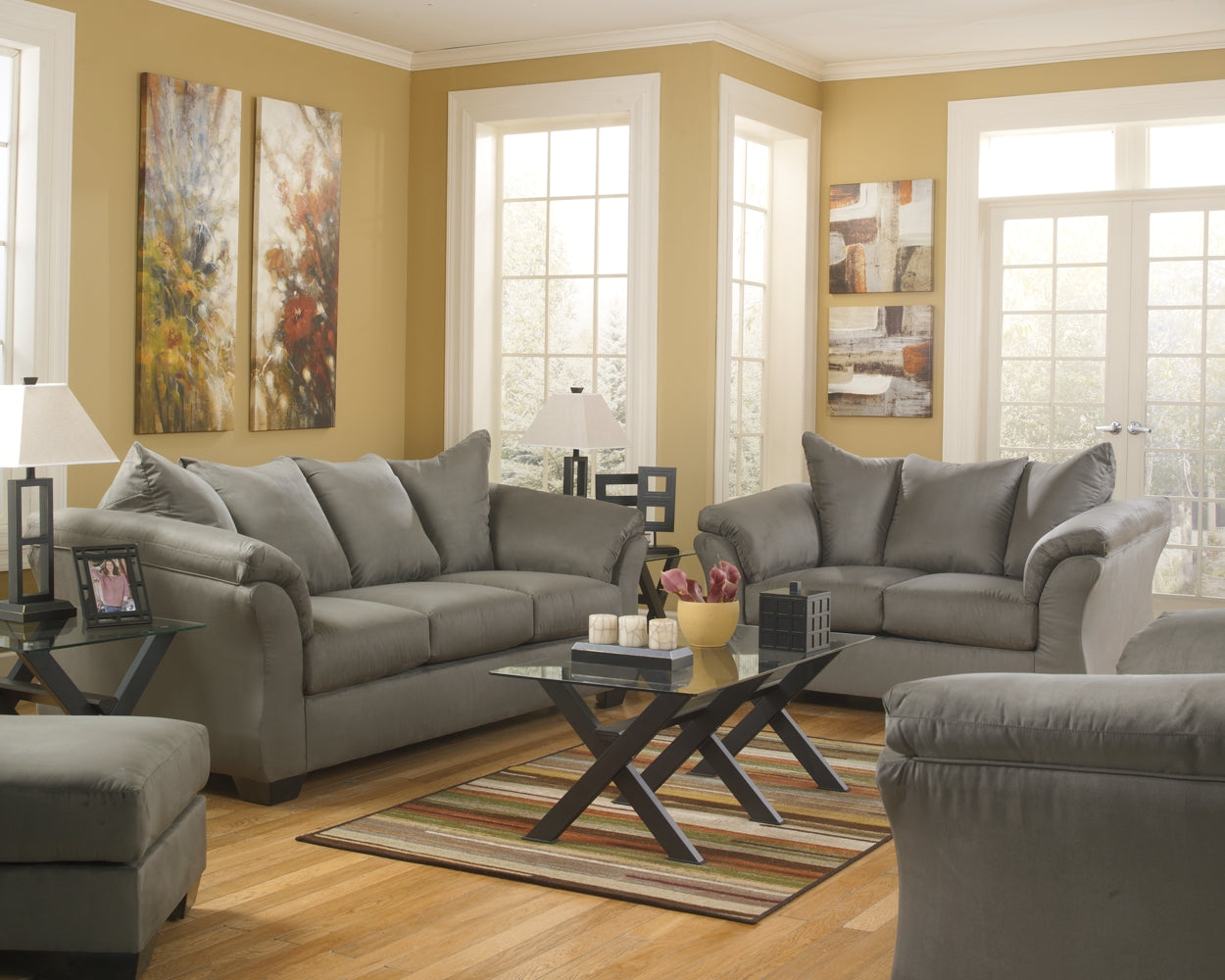 Darcy Loveseat