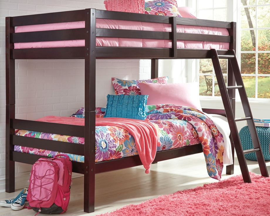 Halanton Twin/Twin Bunk Bed w/Ladder