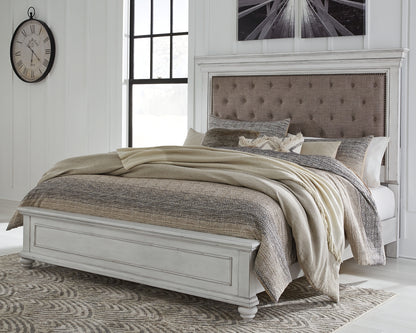 Kanwyn  Panel Bed