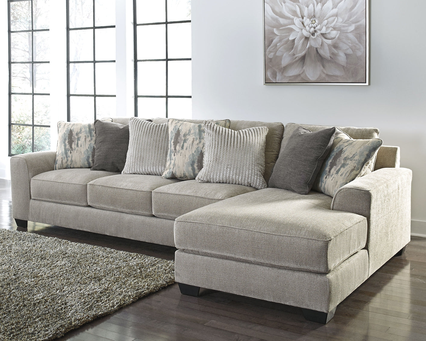 Seccional de dos piezas Ardsley con chaise longue