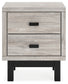 Vessalli King Panel Headboard with Mirrored Dresser and 2 Nightstands