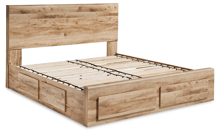 Cama Queen Hyanna con paneles de almacenamiento, tocador con espejo, arcón y dos mesitas de noche