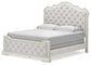 Cama California King tapizada Arlendyne con tocador con espejo y 2 mesitas de noche