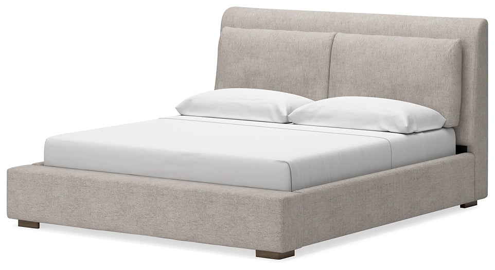 Cama California King tapizada Cabalynn con tocador con espejo, cómoda y dos mesitas de noche