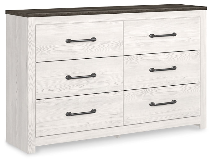 Gerridan Queen Panel Bed with Dresser and 2 Nightstands