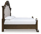 Cama Queen tapizada con tocador Maylee