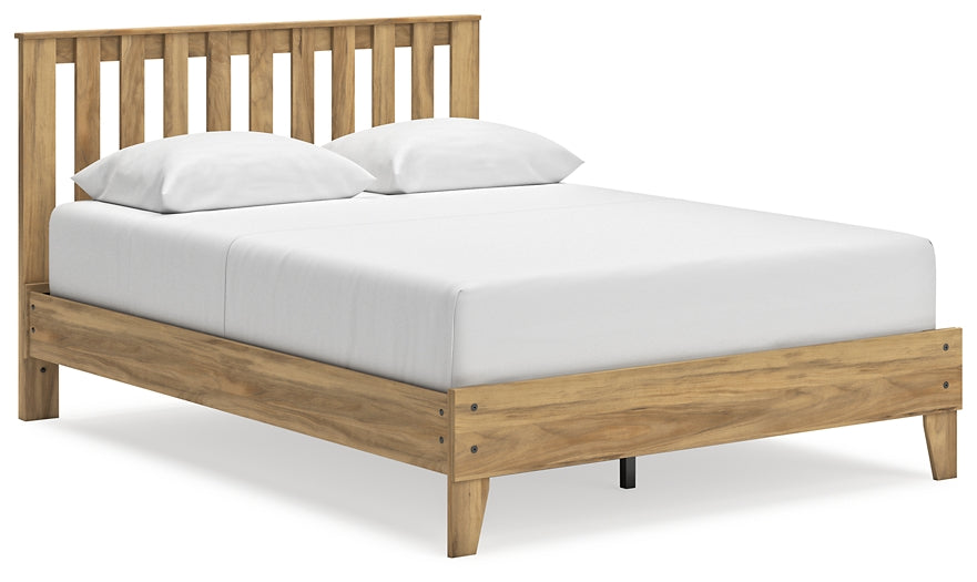 Cama Queen con plataforma y paneles Bermacy, tocador y dos mesitas de noche